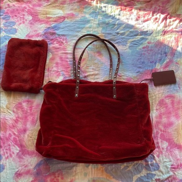 Sam Edelman Eleonora Fur Tote - Picture 10 of 17